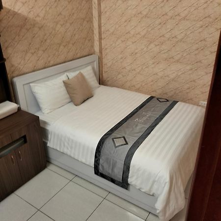 Roma Hotel Noi Bai Airport Hanoi Kültér fotó