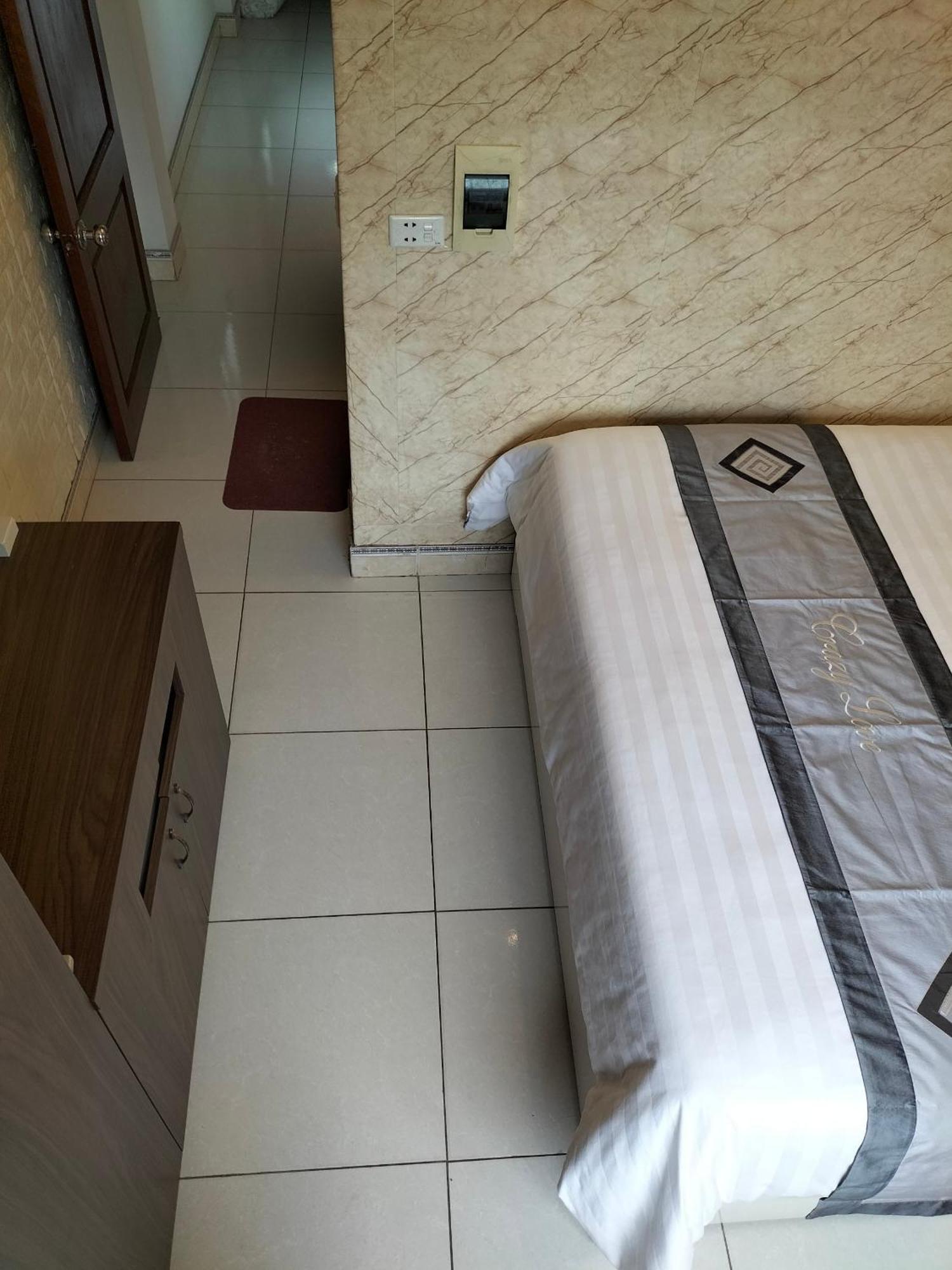 Roma Hotel Noi Bai Airport Hanoi Kültér fotó